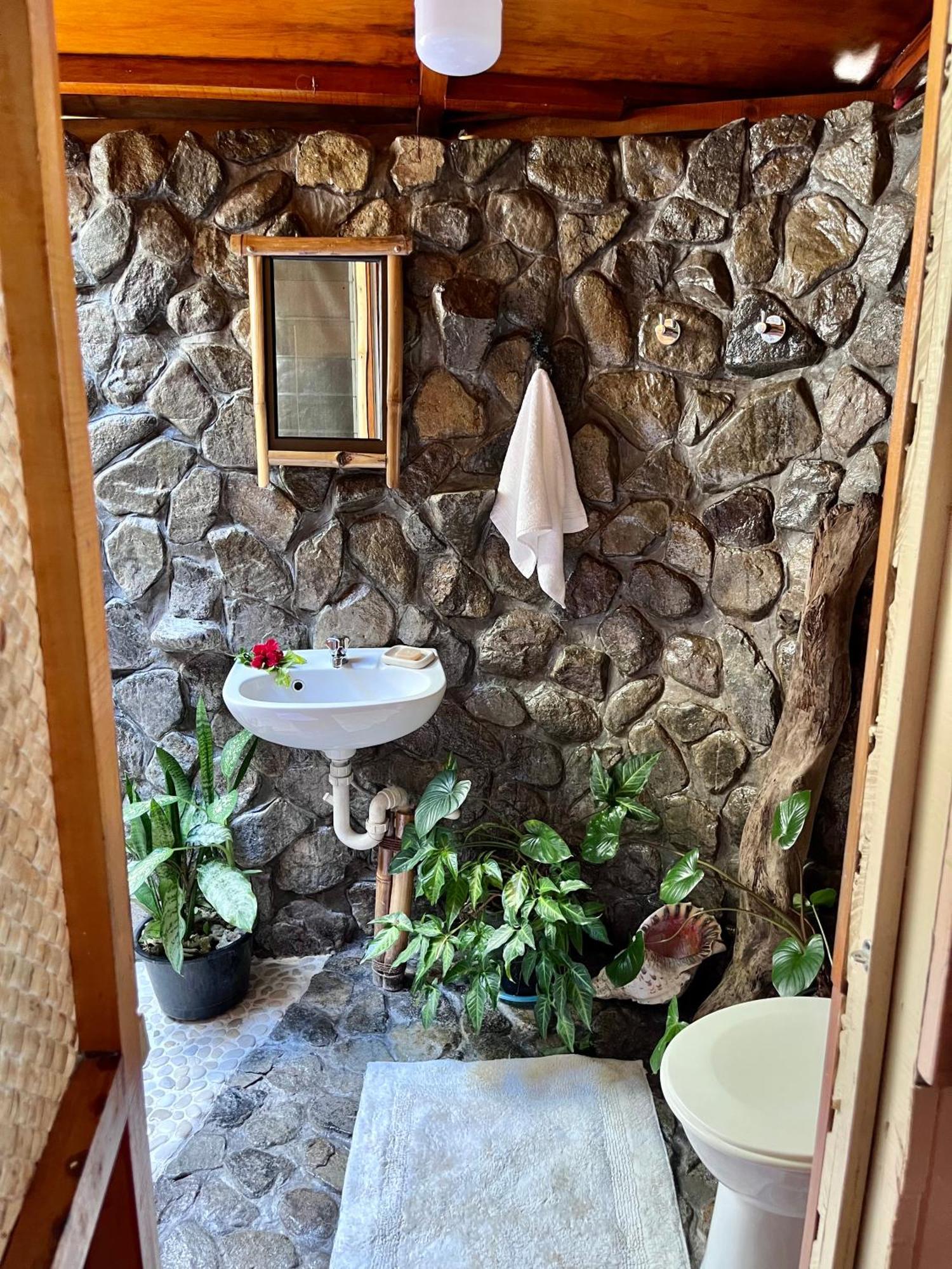 Naveria Heights Lodge Savusavu Exteriér fotografie