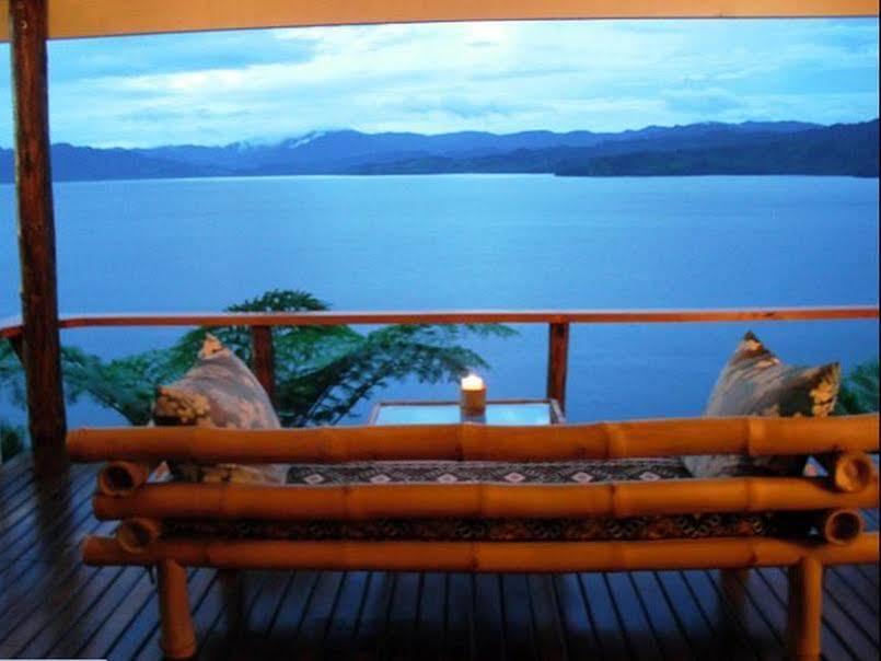 Naveria Heights Lodge Savusavu Exteriér fotografie